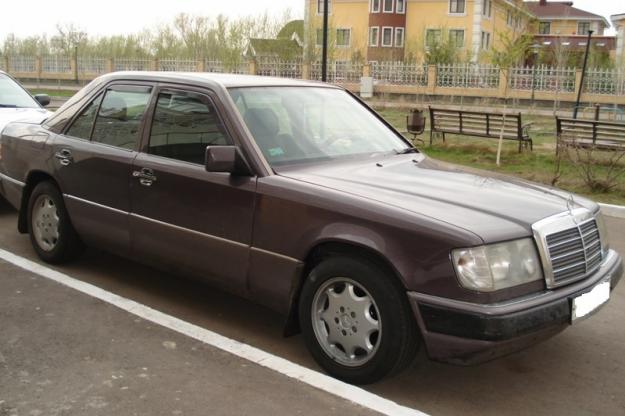 1992 Mercedes benz 200e #4