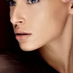 Коррекция и покраска бровей