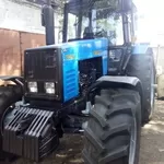 Трактор МТЗ-1221.2  