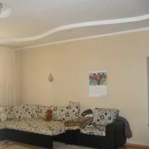 Продам квартиру в ЖК Титаник 5-ти комнатная 295000 USD Торг 