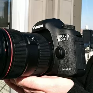 Canon EOS 5D Mark III комплект 24-105mm Официальный