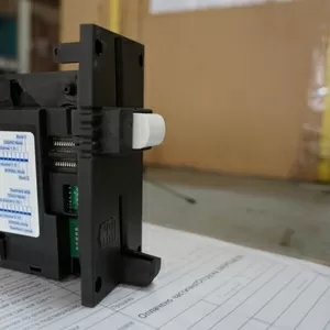 Недорого продаю Монетоприемник NRI G-13mft.18U (USB)