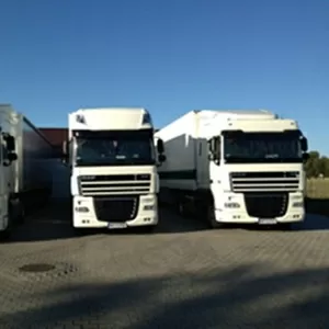 Семейная транспортная компания в Польше ищет водителей C+E