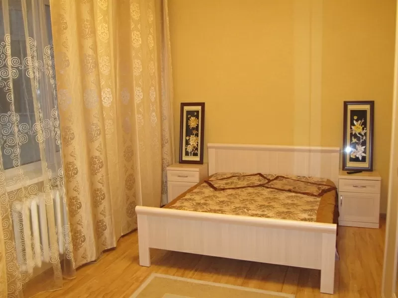 сдам 4 ком.кв,  Астана,  Кенесары,  ЖК Эмират,  180кв.м 6