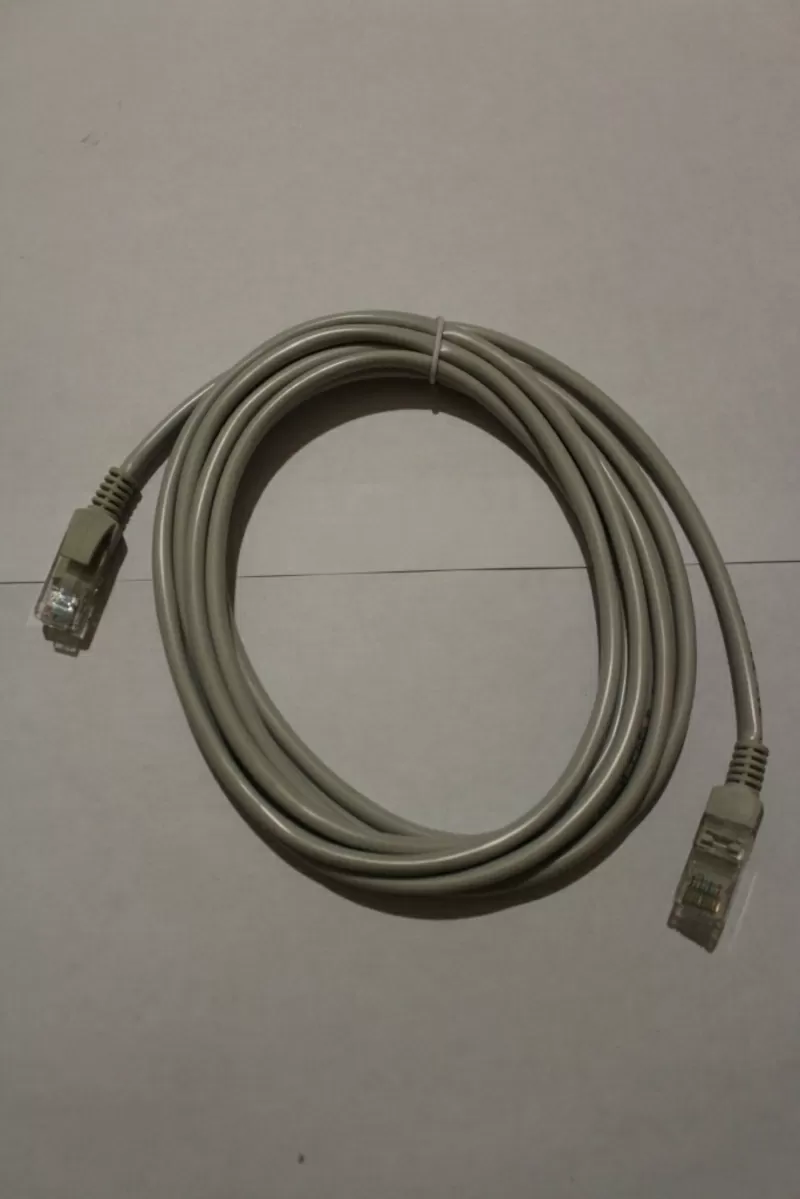 UTP кабеля,  патчкодры,  VGA,  HDMI,  USB кабеля 4