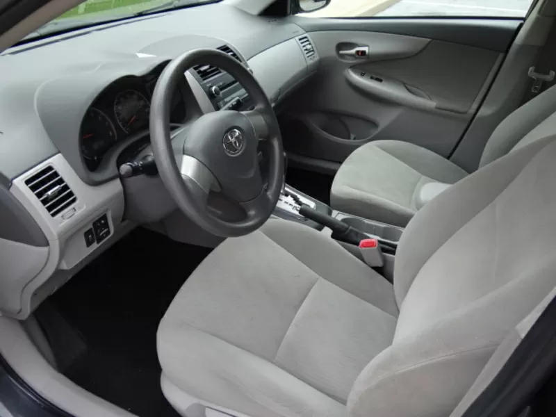 Toyota Corolla Серый цвет 2010 модельного прекрасно во всех функциях 5