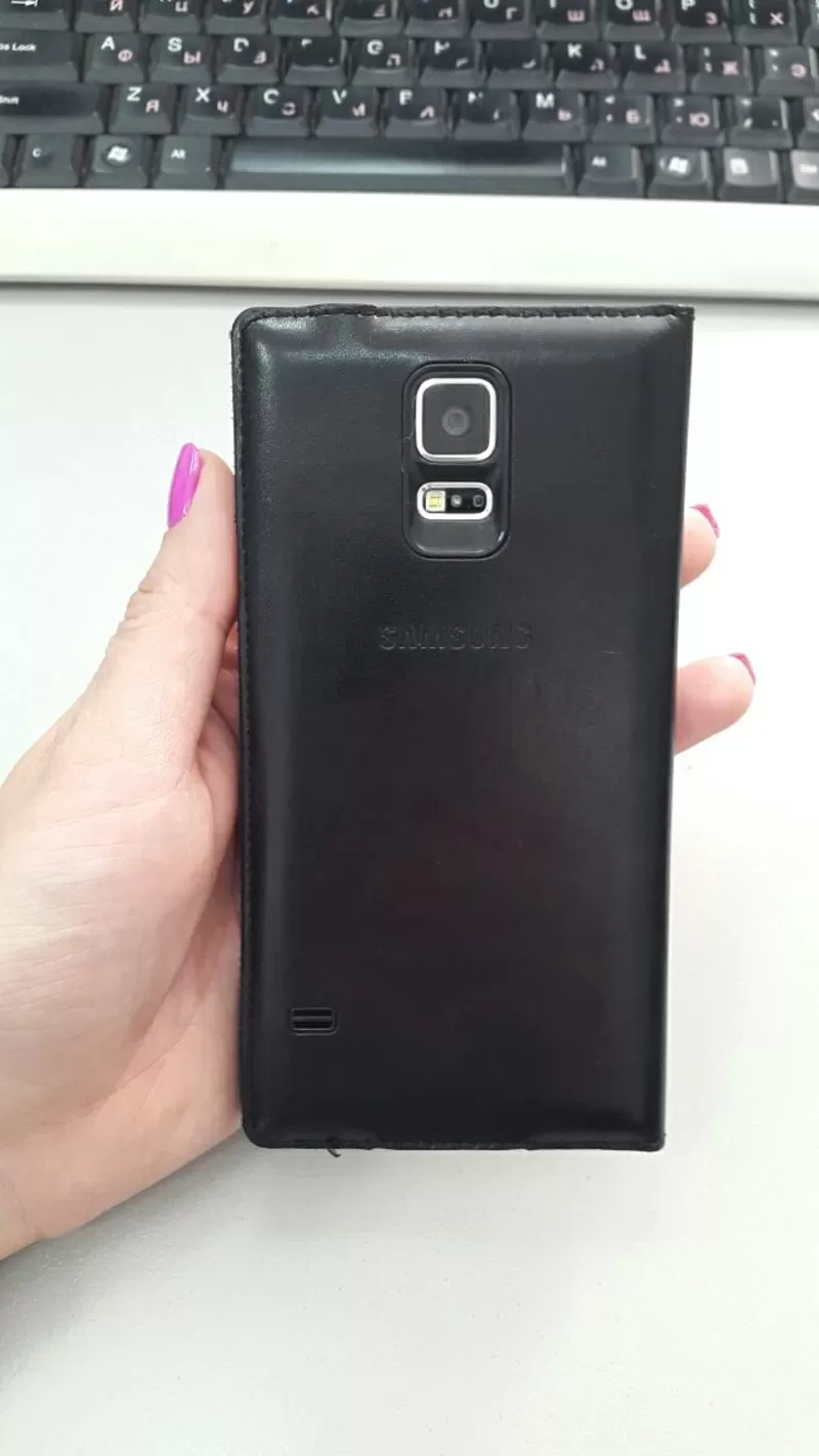 Продам телефон Samsung Galaxy S5 16 Gb в идеальном состоянии. 4