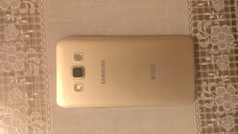 Продам новый Samsung Galaxy A3 Gold 2
