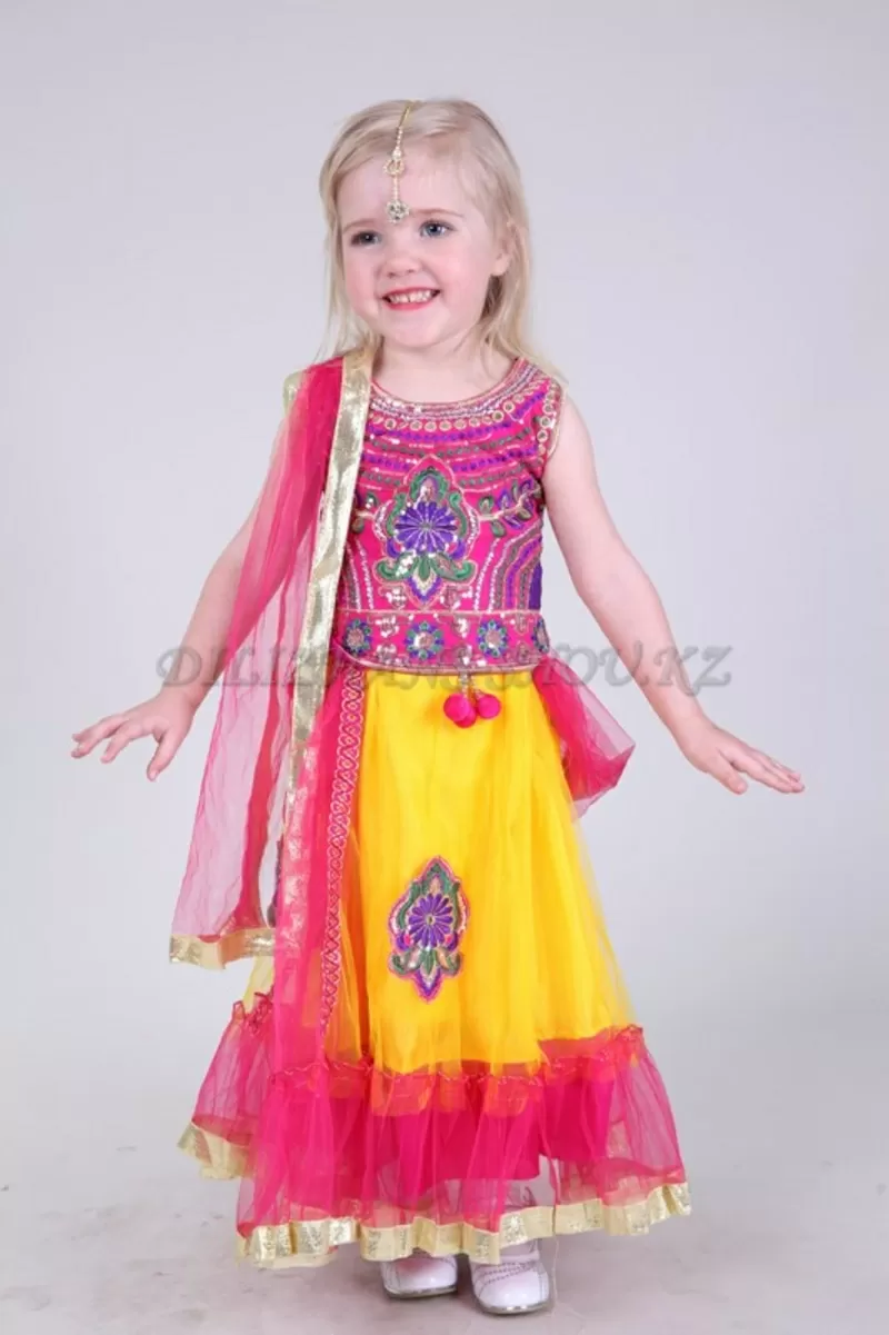 Яркие детские индийские костюмы на прокат в Астане. 4