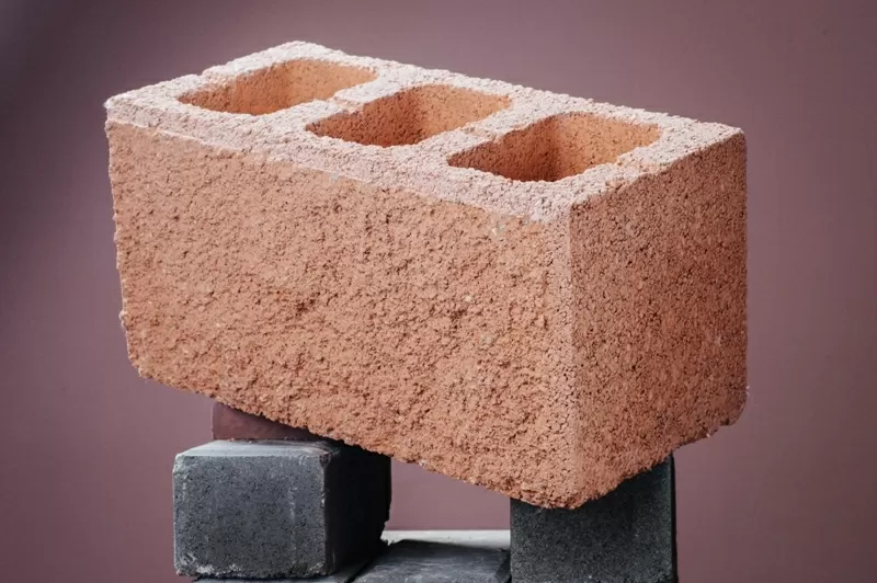 Блоки ячеистые стеновые и пескоблоки из  высококачественного сырья. 2