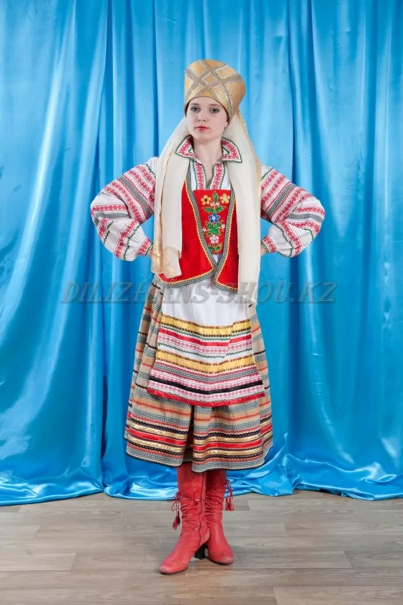  Прокат Прибалтийских  национальных костюмов для взрослых 
