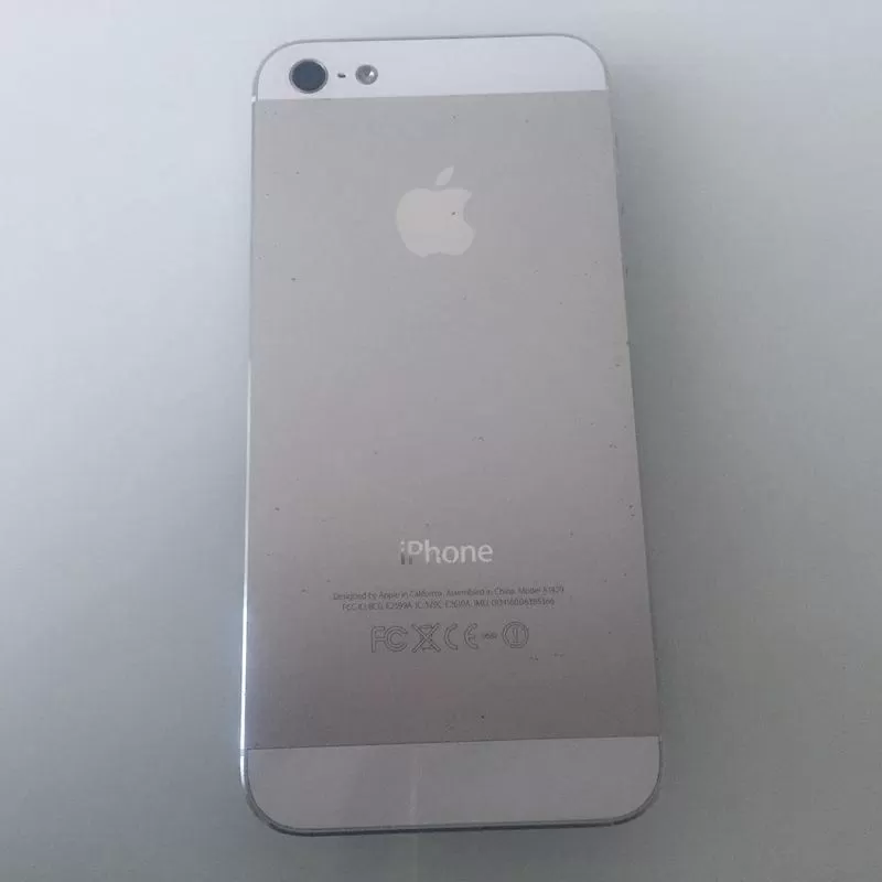 Продам iPhone 5,  мобильный телефон 2