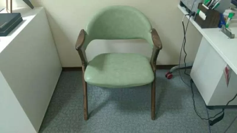 Продам стулья-кресла для коммерческих помещений 3