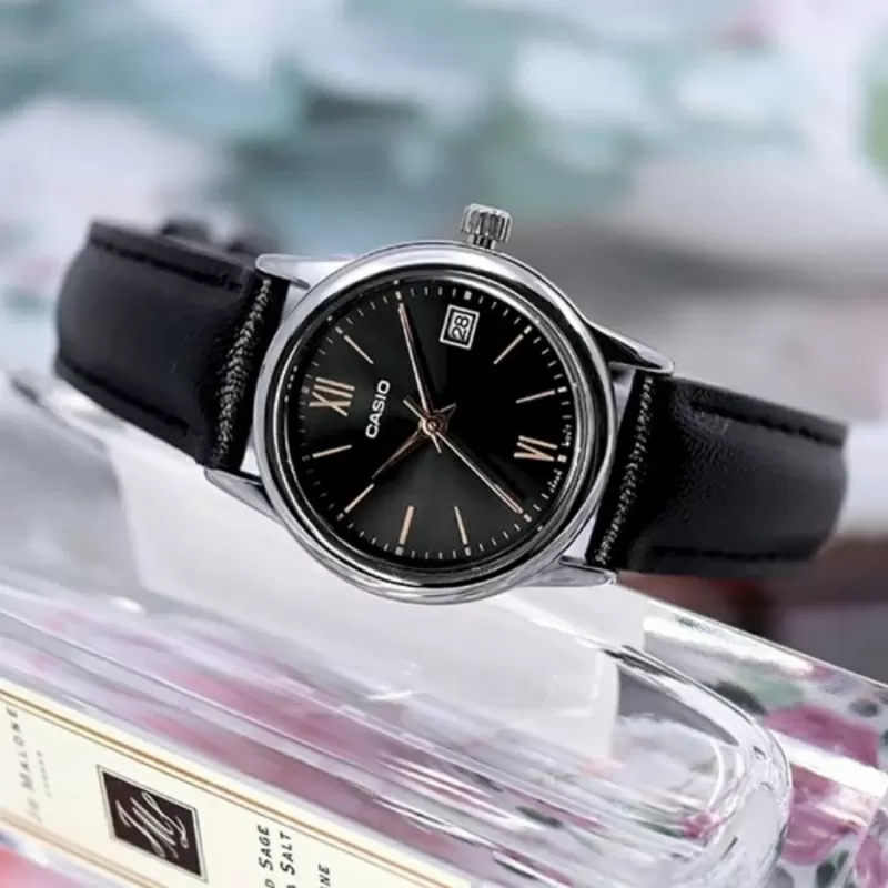 Женские наручные кварцевые часы Casio LTP-V002L-1B3UDF. Оригинальные. 3