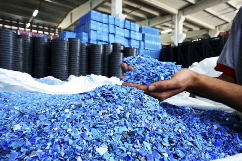 EcoTrade — Оптовая торговля вторичным сырьём и логистика
