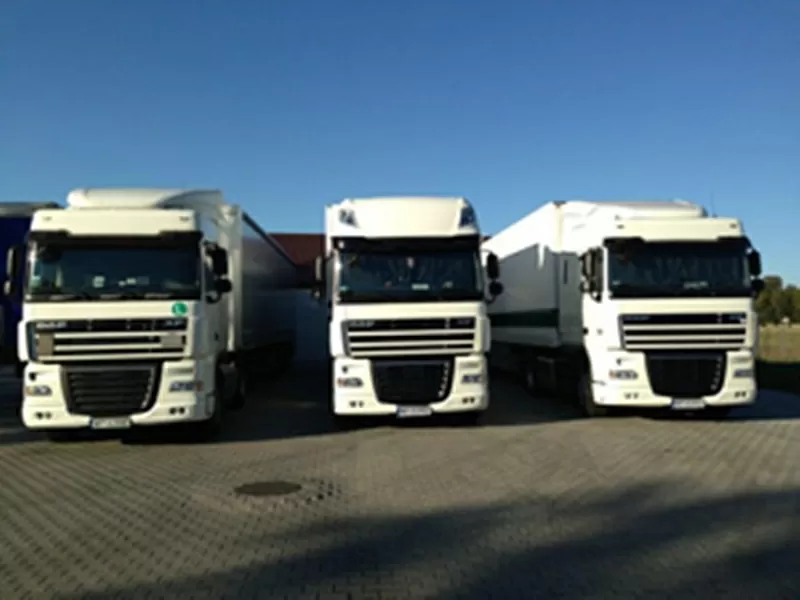 Работа водителем C+E в двойном экипаже,  Польша — хорошие условия