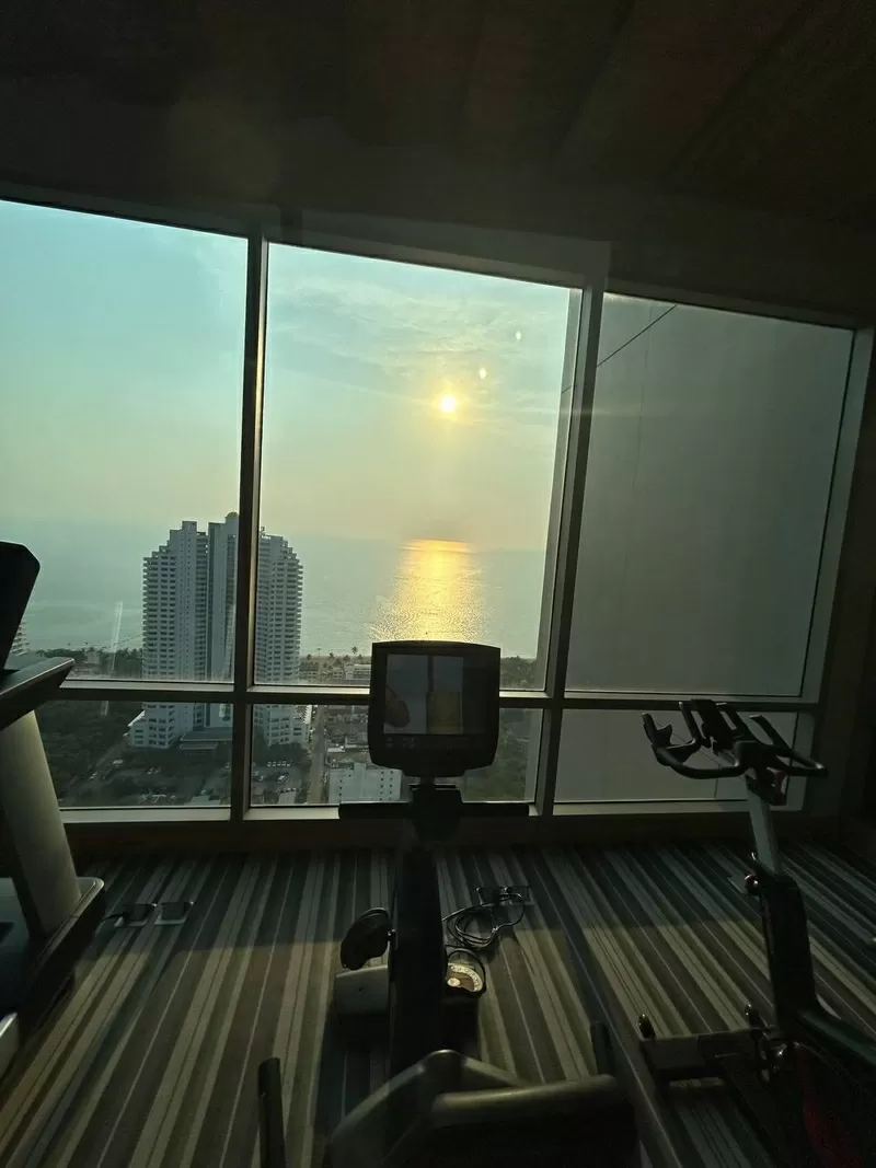 Евгения и Дмитрий русскоязычные специалисты по недвижимости 3