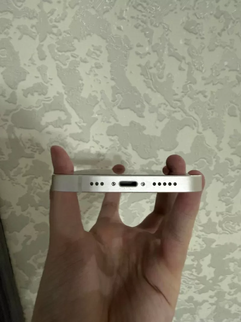 Продам iphone 13,  128gb,  87%,  ios 8.5 5