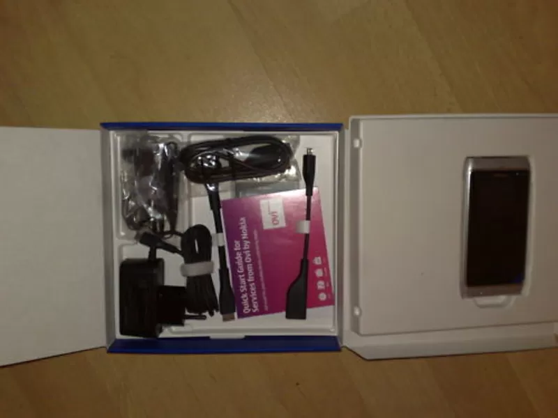 New Nokia N8 16GB made in Finland 3